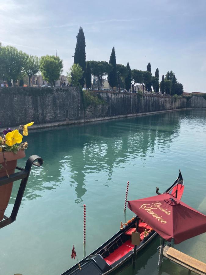 Garda Art&Lake Peschiera del Garda Luaran gambar