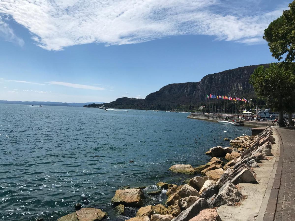 Garda Art&Lake Peschiera del Garda Luaran gambar