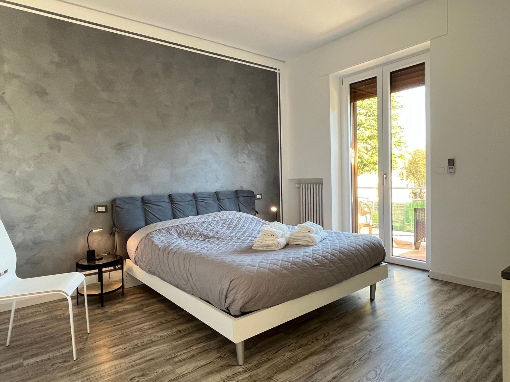 Garda Art&Lake Peschiera del Garda Luaran gambar