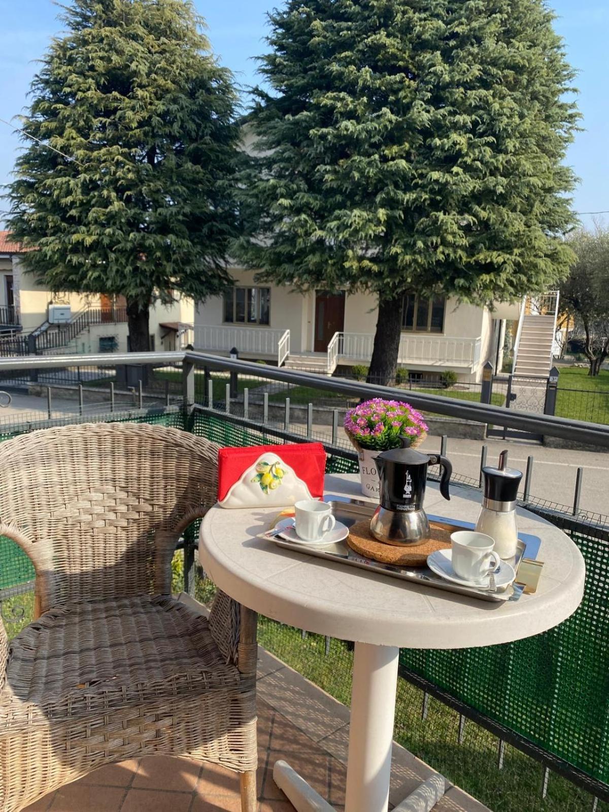 Garda Art&Lake Peschiera del Garda Luaran gambar